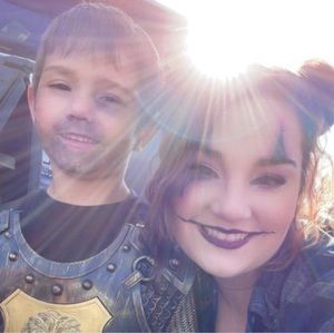 Meet your Posher, Ashley